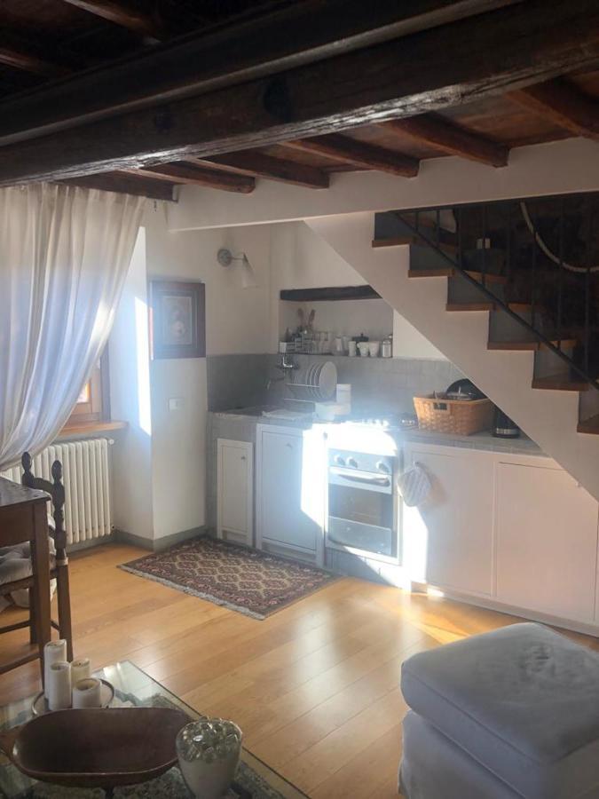 Luxury Apartment Sutri Center Exterior photo