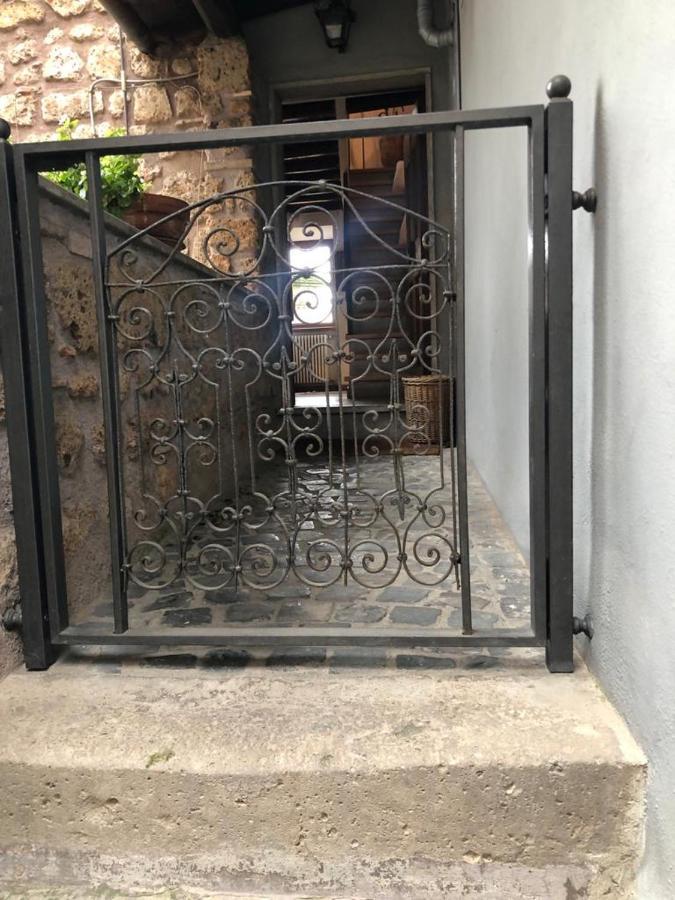 Luxury Apartment Sutri Center Exterior photo